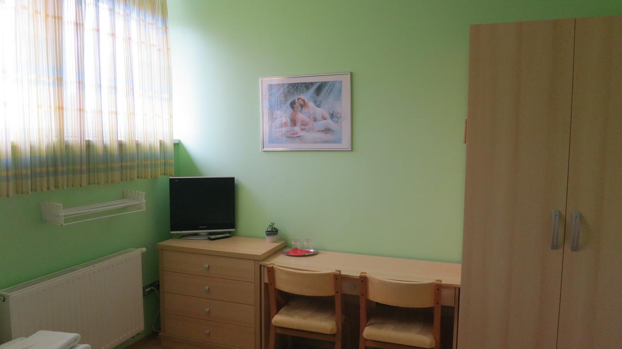Penzion U Splavu Břeclav Eksteriør bilde